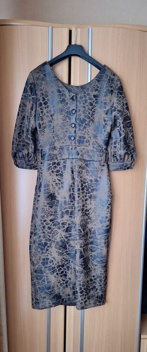 Элегантное платье norm, размер 42