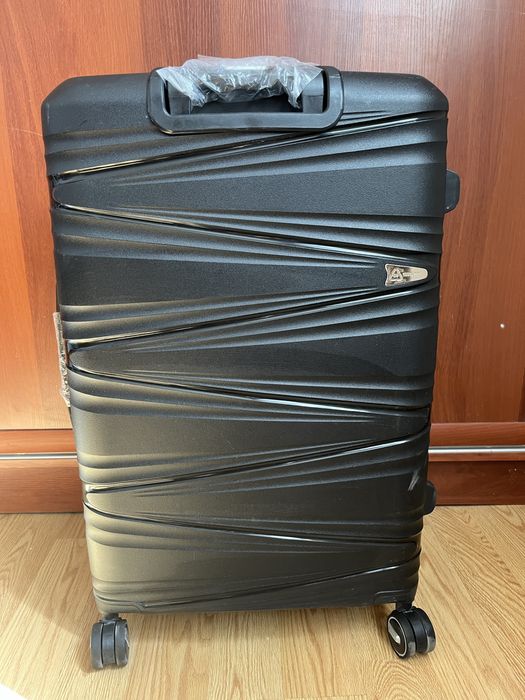 Ручная кладь размер S чемодан
