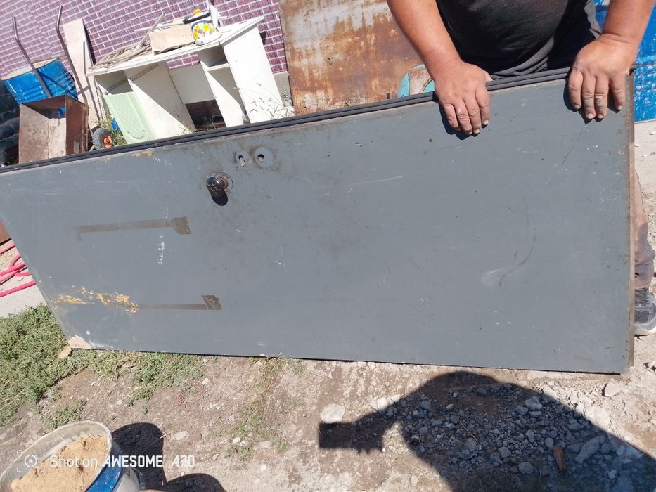 Срочно продам входная дверь