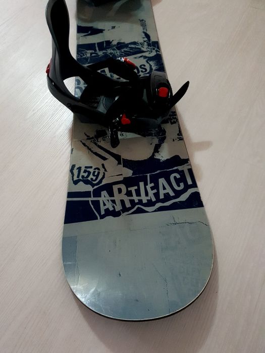 Snowboard Rome Artifact L159cm + legaturi