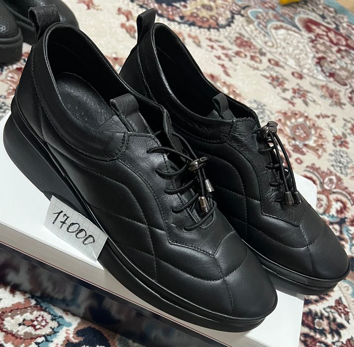 Ботинки, сапоги, кроссовки