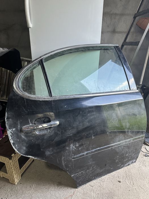 Двери в сборе на lexus es 300