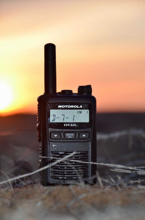 Motorola EVX-S24 цифровая радиостанция. Безлицензионная прошивка.