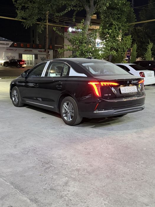 Hongqi E - QM5 500tali