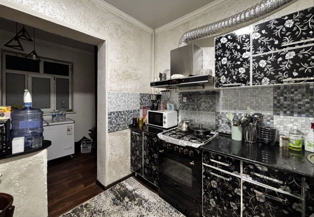 Код 848  Продается 3/3/5 ком квартира куйлюк массив 5