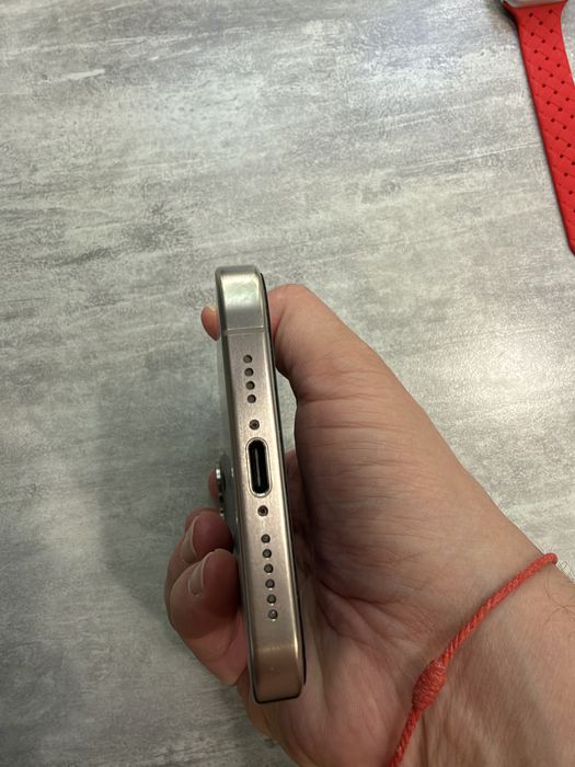 iPhone 15 Pro Max 256Gb Titanium