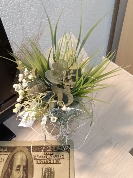 Цветы и декор для дома и офиса