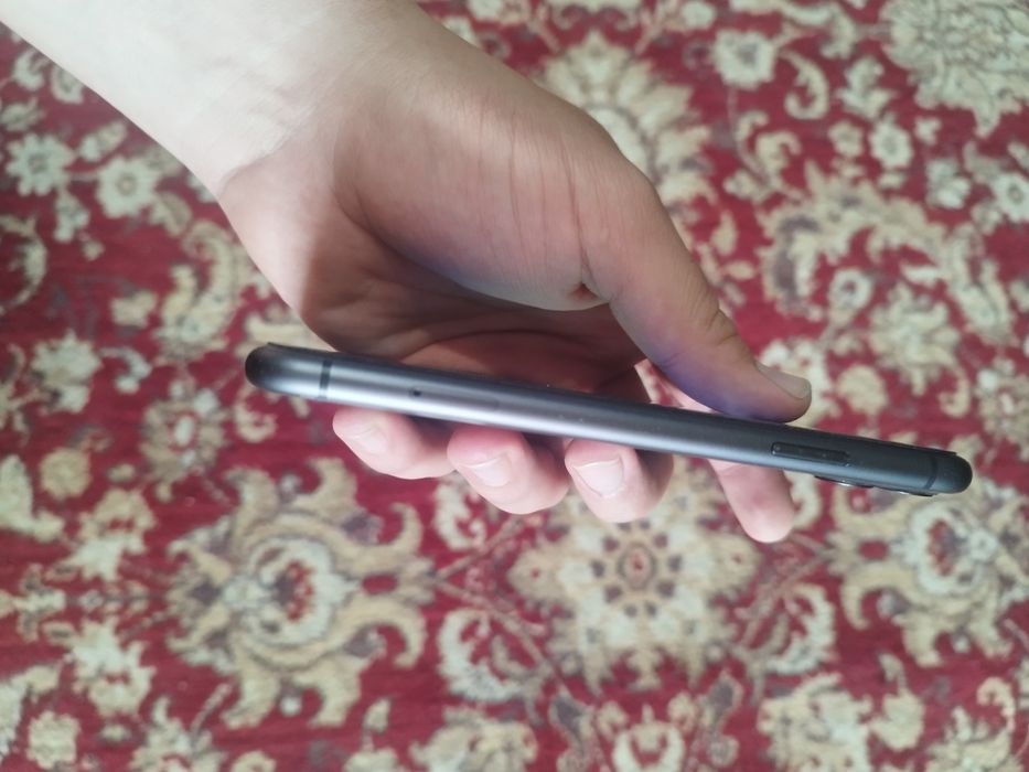 Продам айфон 11 128 гб