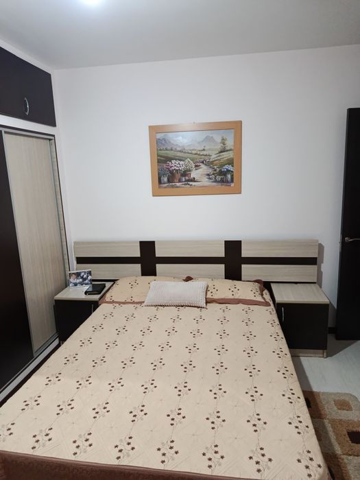 Vând urgent apartament 3 camere