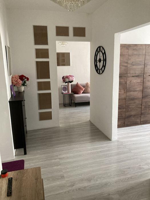 Сдам 2 комнатную квартиру