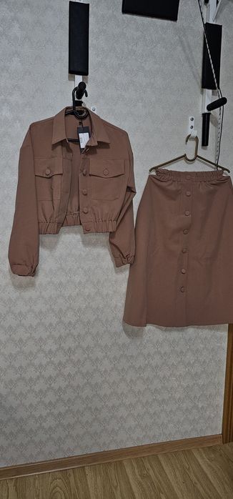 Распродажа новых платьев