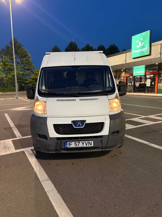 Peugeot Boxer Campervan 2.2 HDi – complet echipat, off-grid, panouri solare 800W, EcoFlow