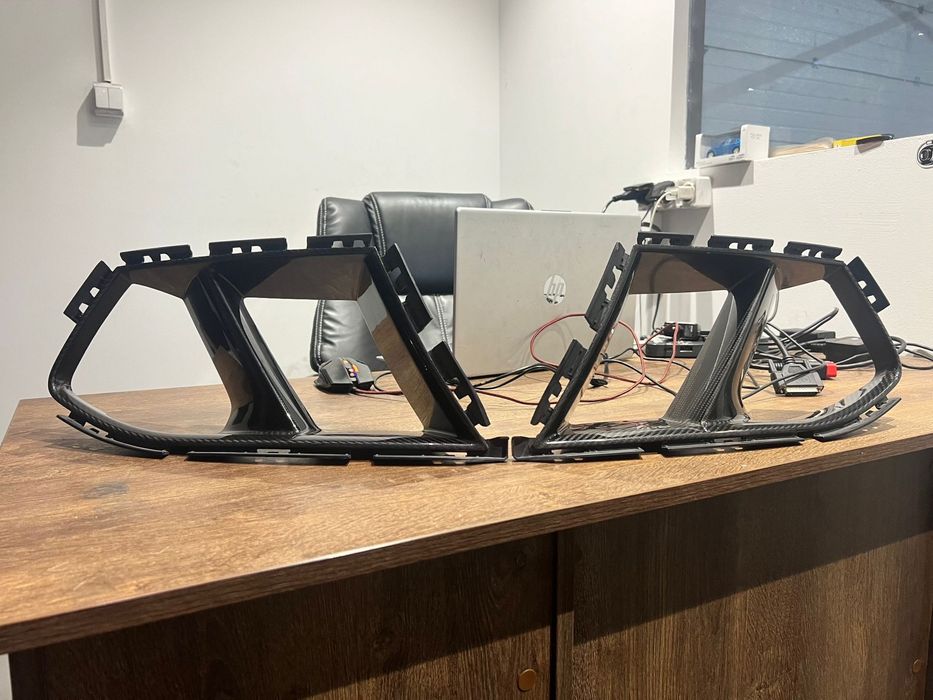 Grile Laterale BMW M3/M4