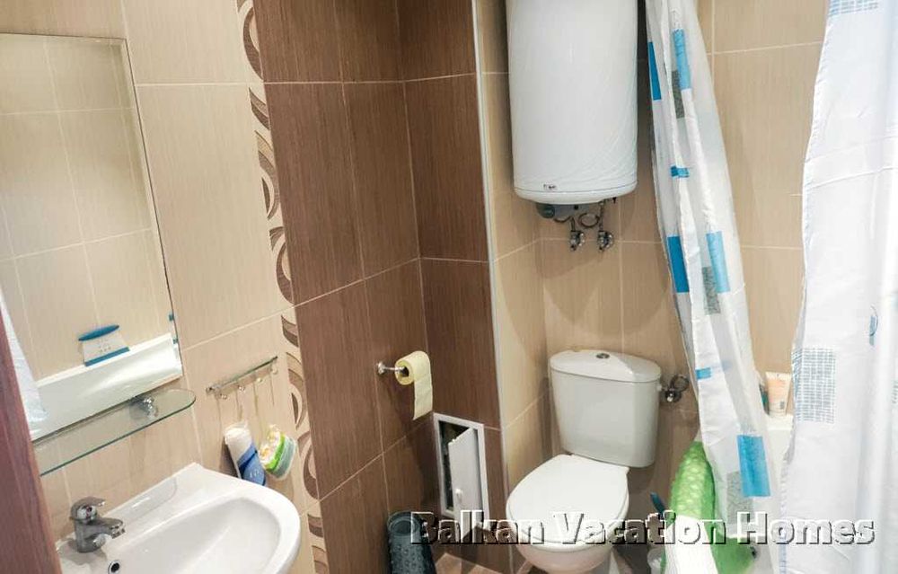 Продава се Двустаен апартамент в Балчик - 64 кв.м за 1013 €/кв.м - Снимка #10