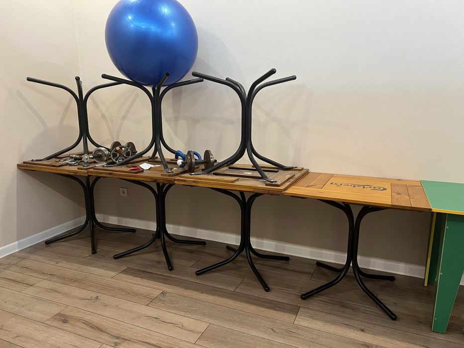 Комплект стол и стулья