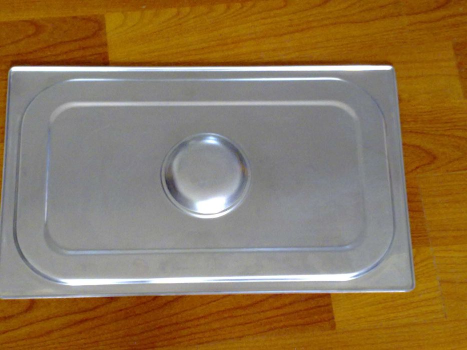 Tava de inox cu capac