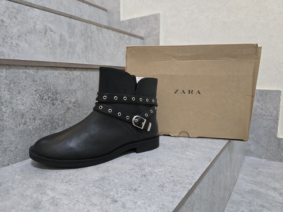 Продаются детские осенние сапожки ZARA