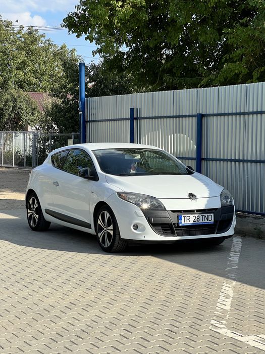 RENAULT Megane 2011 — imagine 2