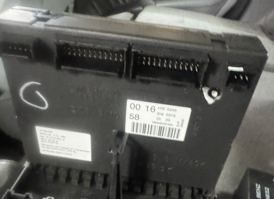 Mercedes W 163 ML 270 . Фар ляв, контрол модул. Заден капак броня.