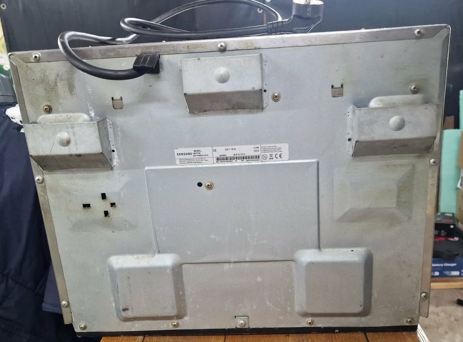 Микровълнова фурна професионална