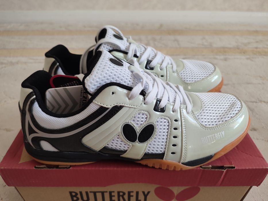 Кроссовки для настольного тенниса