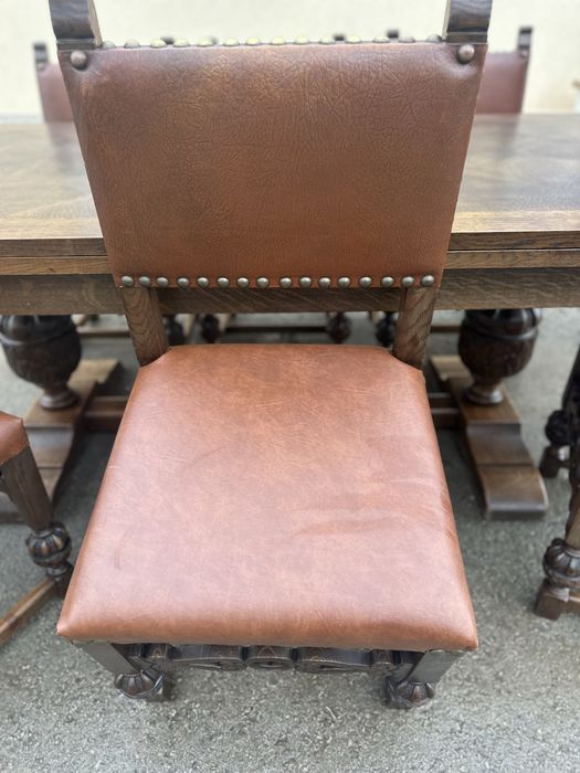 Масивна трапезна маса с 6 стола