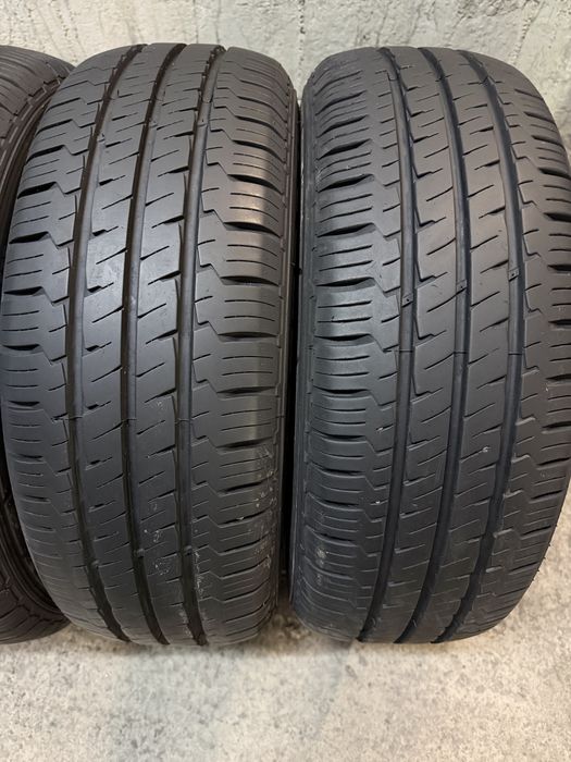 215/65/15c за бус Hankook 4бр дот23