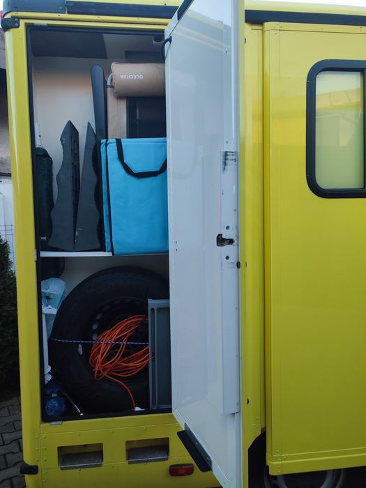 Vând autorulotă M1