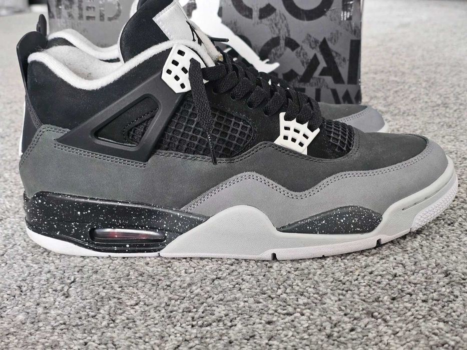 Sneakers Jordan4 Retro Fear cu eticheta (nu Nike, Gucci, Adidas, Balenciaga)