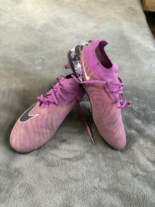 Бутонки Nike Phantom