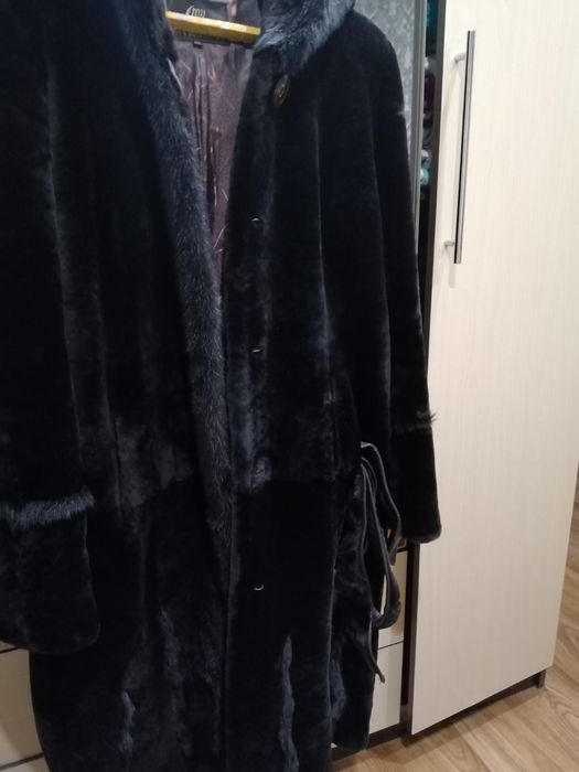 Продам мутоновую шубу