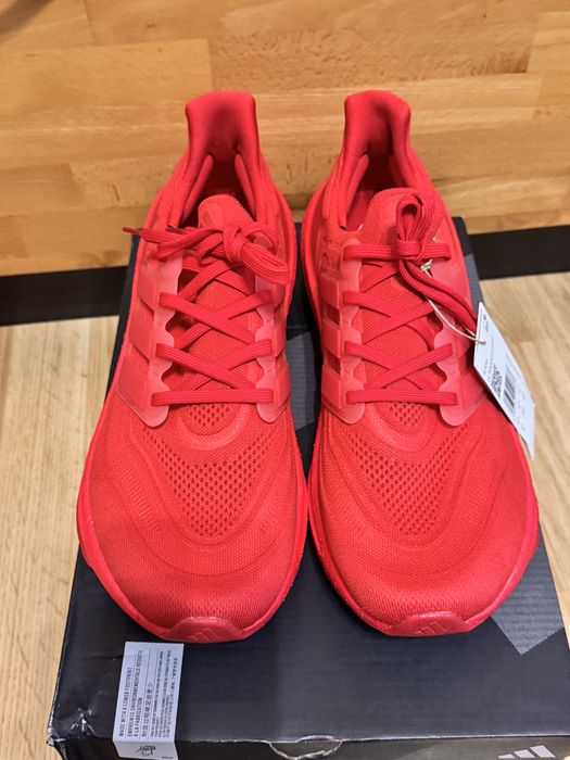 Adidas UltraBoost Light 23