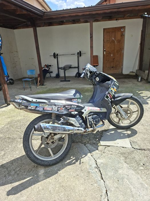 Продавам скутер 125cc