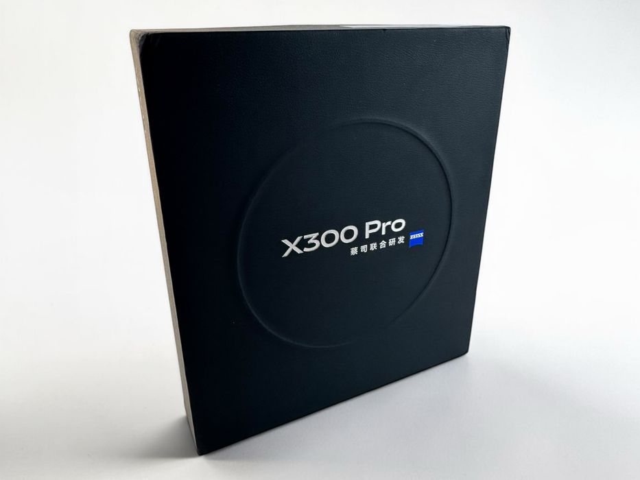 НОВ! Vivo X300 Pro 256GB 12RAM Mist Blue Гаранция!