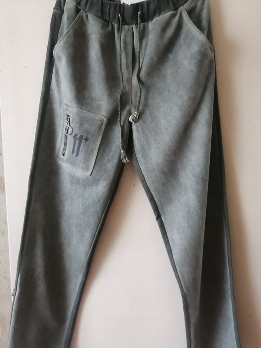 Брюки трикотажные