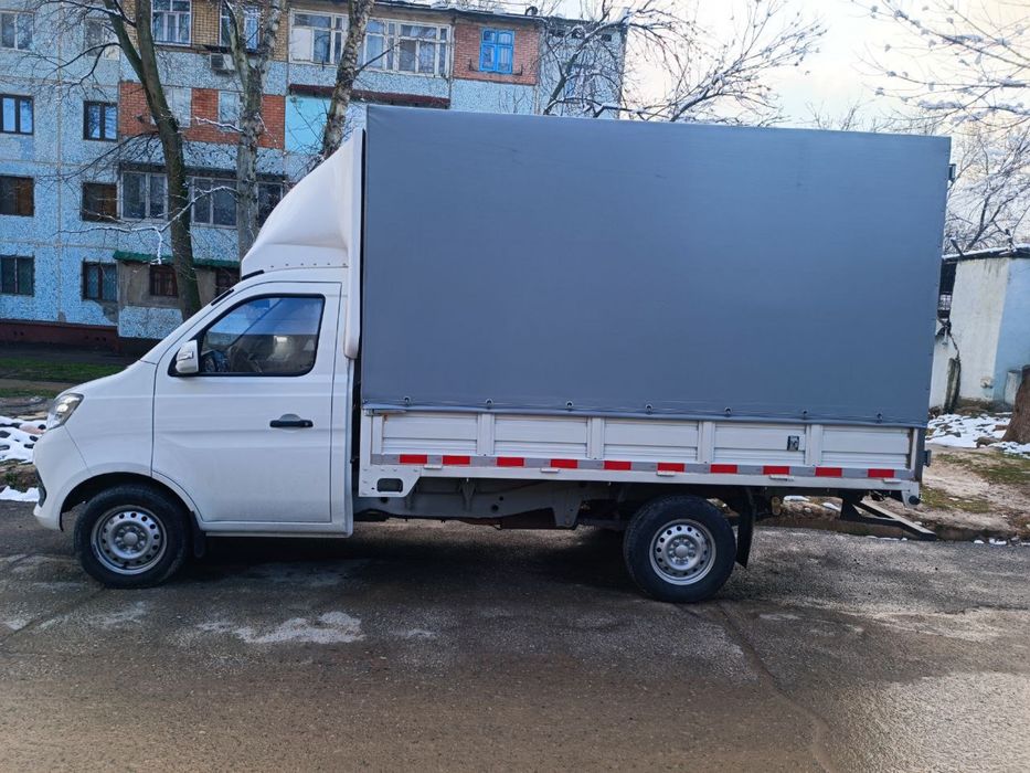 Грузоперевозки, вывоз мусора, перевоз строй материалов.