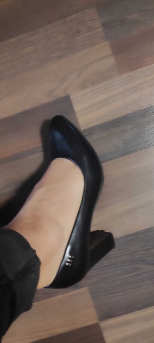 Дамски  черни кожени обувки