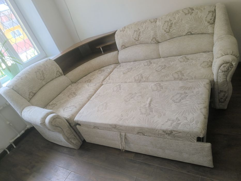 Продам диван с креслом