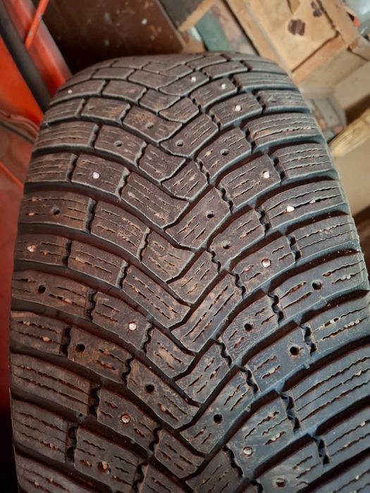 Продам шины Continental Ace Contact 3