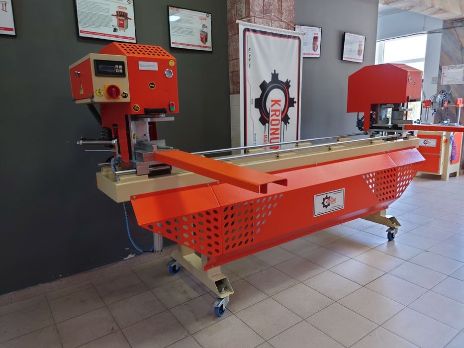 Utilaje Tamplarie PVC (Masini de sudat cu doua capete 0.2mm)