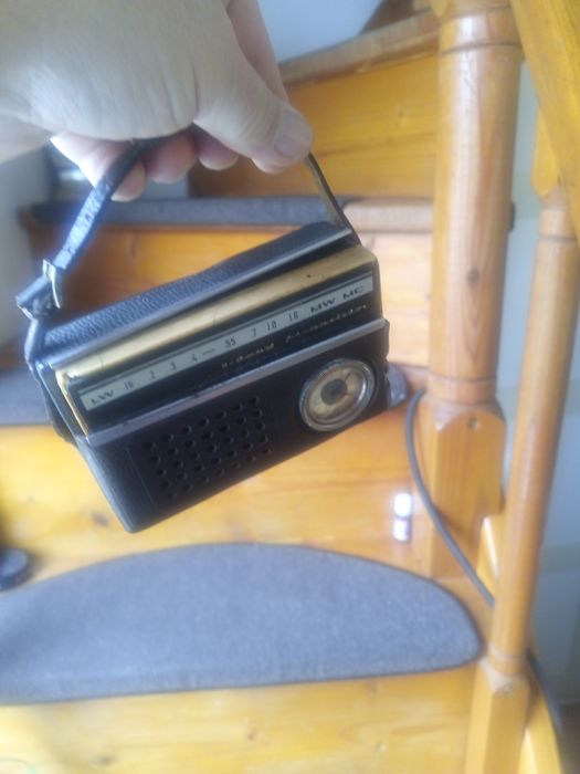 Radio pe portabil vintage