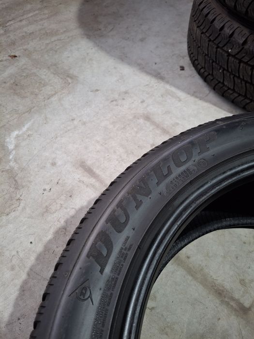 2 Anvelopele de iarnă  255 45 r18 Dunlop