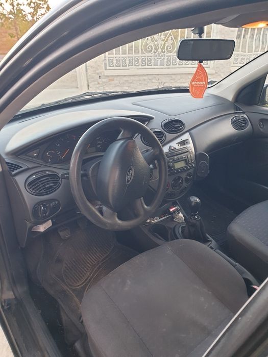 FORD Focus 2004 — imagine 3