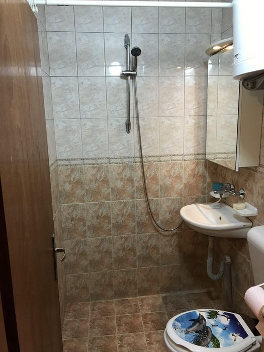 Дава се под наем Двустаен апартамент в Пловдив, Тракия - 64 кв.м за 331.5 € - Снимка #4