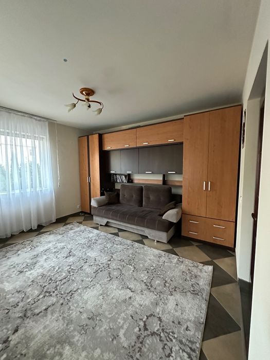 Închiriez apartament la casă 120 mp — fotografia 3