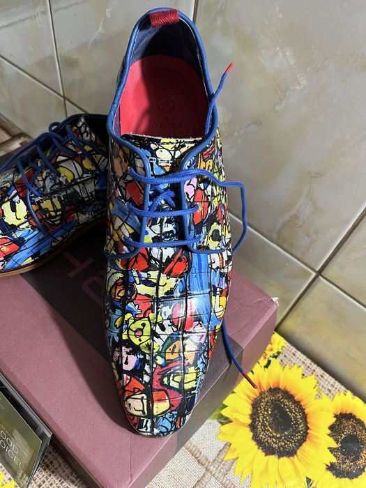 Pantofi piele model deosebit