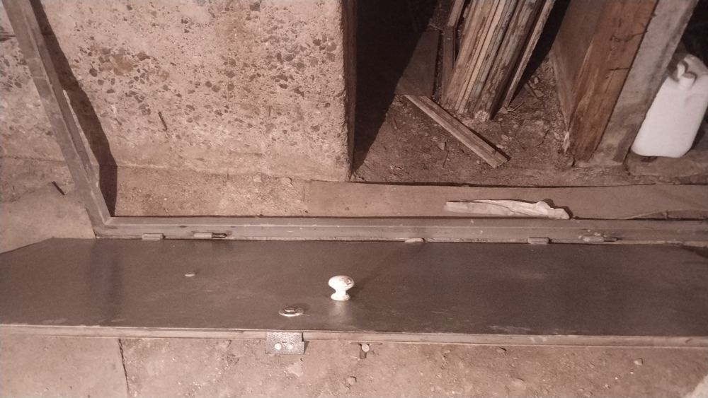 Двер металлическая