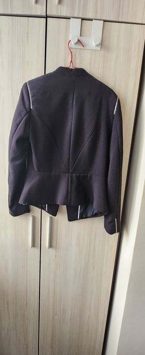 Сако черно вталено