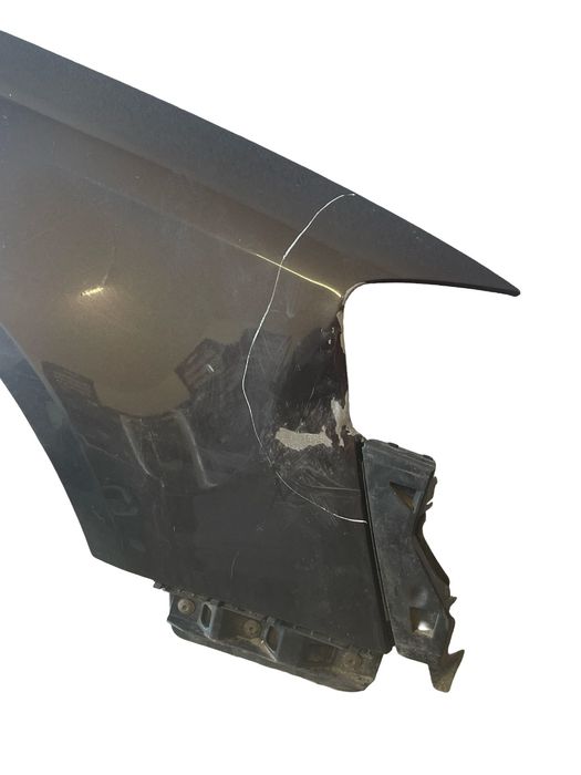 Aripa Dreapta Fata Cu Defect Volkswagen Passat B6 2005 - 2010