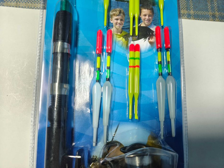 Kit lanseta telescopica 1,6 m cu mulineta